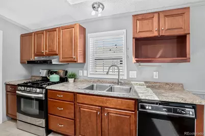 5665 Bryant Street, Denver, CO 80221 - Photo 14