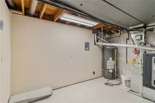 8446 E Hinsdale Dr, Centennial, CO 80112 - Photo 40