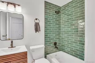 1329 S Chambers Cir, Aurora, CO 80012 - Photo 26