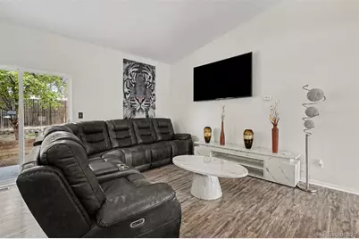 932 S Quintero Court, Aurora, CO 80017 - Photo 4