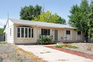 11630 E Walsh Pl, Aurora, CO 80012 - Photo 2