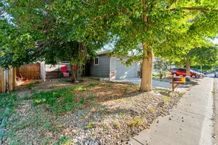 1662 Biscay Cir, Aurora, CO 80011 - Photo 2