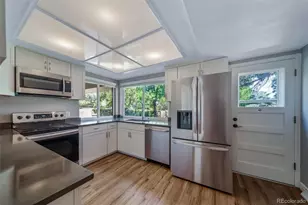 1453 S Lima Ct, Aurora, CO 80012 - Photo 2