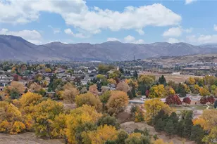 840 Welch St, Lakewood, CO 80401 - Photo 2