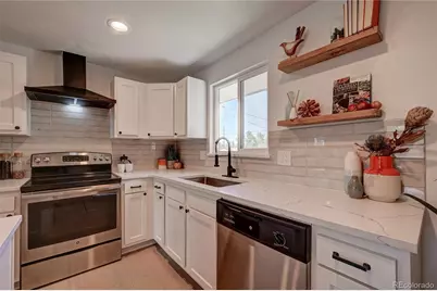 1872 S Quay Street, Lakewood, CO 80232 - Photo 4
