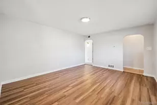 1050 Ash Ct, Thornton, CO 80229 - Photo 8