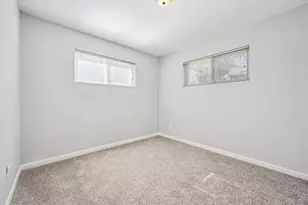 1050 Ash Ct, Thornton, CO 80229 - Photo 16