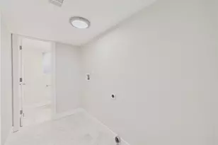 2943 S Verbena Way, Denver, CO 80231 - Photo 34