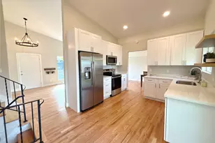 2943 S Verbena Way, Denver, CO 80231 - Photo 8