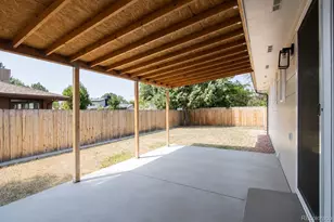1307 Grays Peak Dr, Longmont, CO 80504 - Photo 4