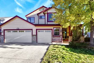 2024 Sandhurst Dr, Castle Rock, CO 80104 - Photo 2