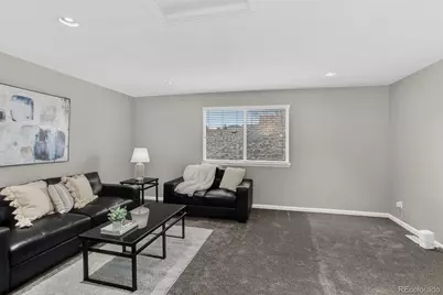7153 S Versailles Way, Aurora, CO 80016 - Photo 30
