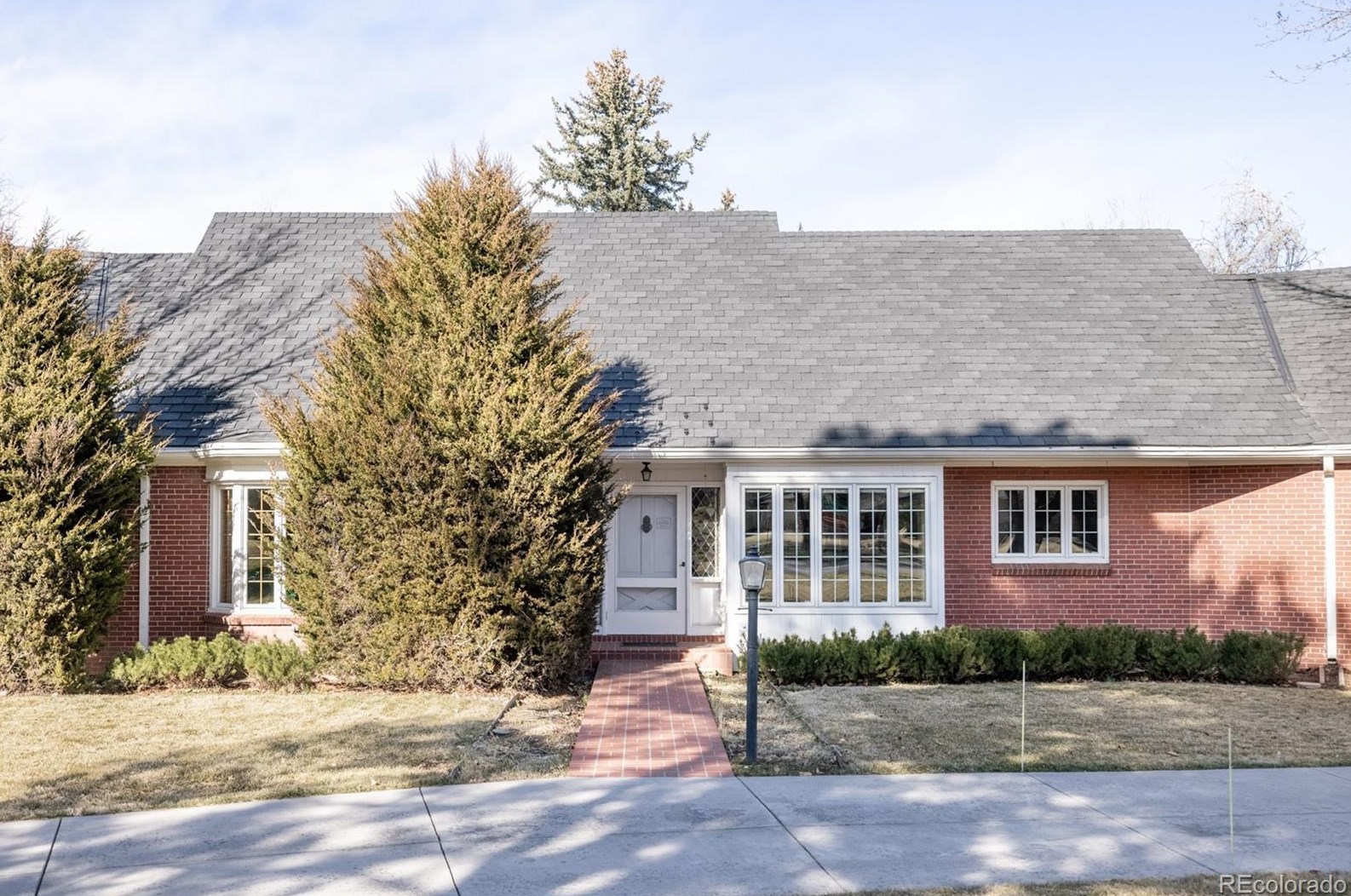 3360 S Columbine Cir, Englewood, CO 80113