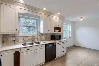 3320 S Locust Street, Denver, CO 80222 - Photo 10