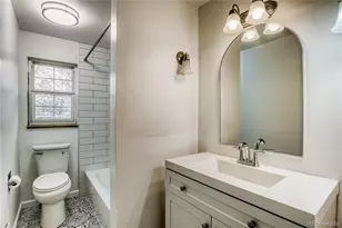 3320 S Locust St, Denver, CO 80222 - Photo 18