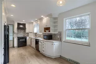 3320 S Locust St, Denver, CO 80222 - Photo 8