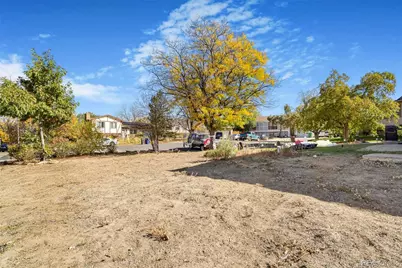 1444 S Helena Circle, Aurora, CO 80017 - Photo 4