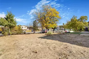 1444 S Helena Cir, Aurora, CO 80017 - Photo 4