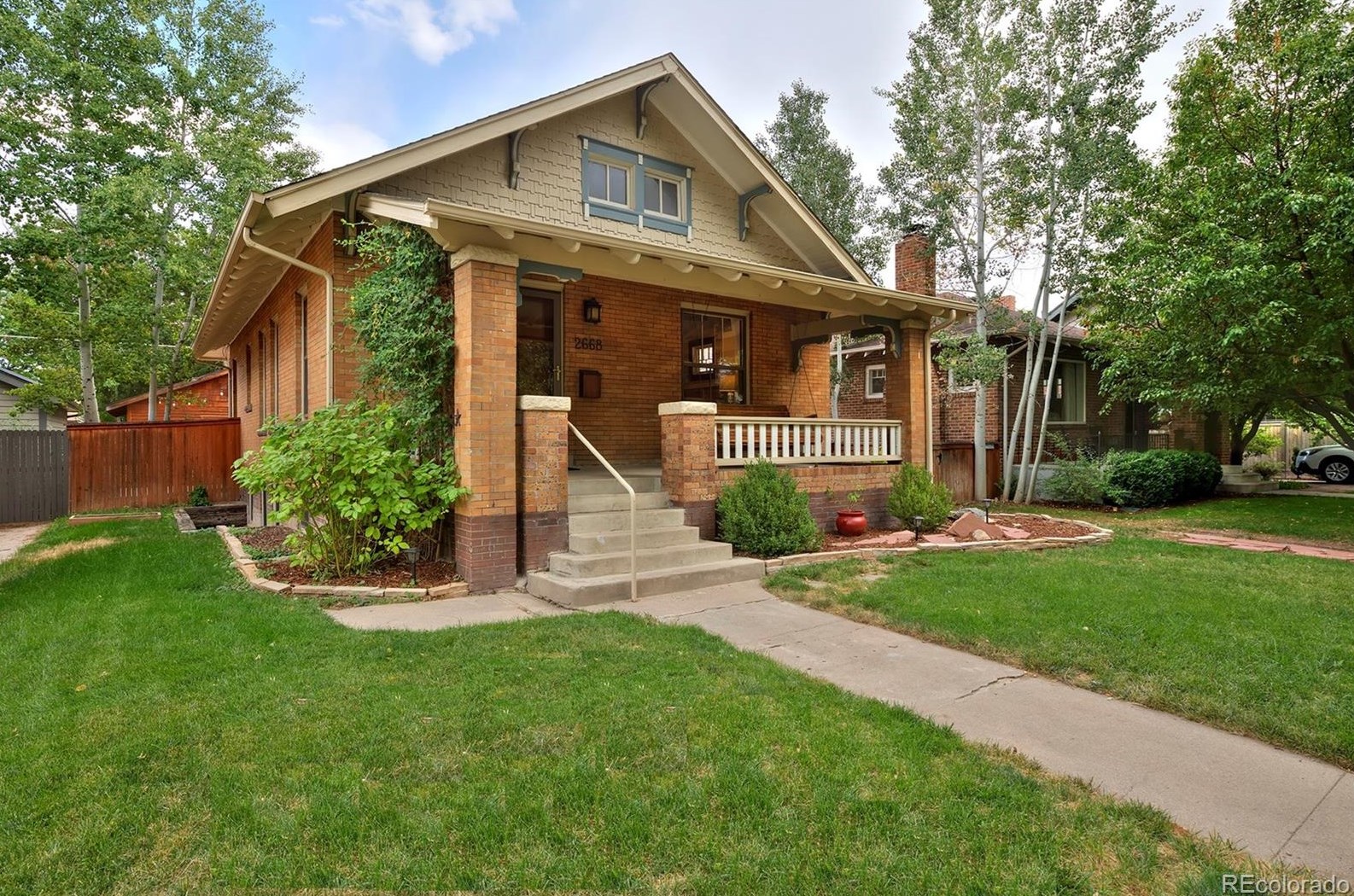2668 Birch St, Denver, CO 80207-3035