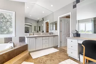 2500 Greensborough Dr, Highlands Ranch, CO 80129 - Photo 16