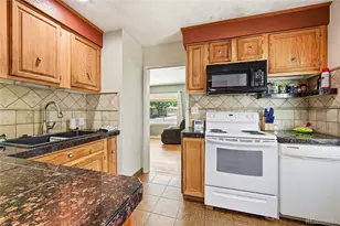 3025 S Delaware St, Englewood, CO 80110 - Photo 10