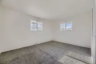 952 S Garland Way, Lakewood, CO 80226 - Photo 6