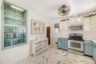 2568 S Zurich Ct, Denver, CO 80219 - Photo 6