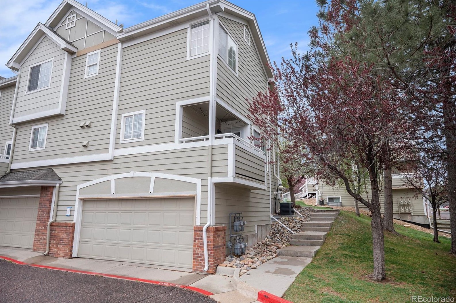 19152 Wyoming Pl, Denver CO  80017-6371 exterior