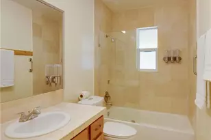 761 Troy St, Aurora, CO 80011 - Photo 4