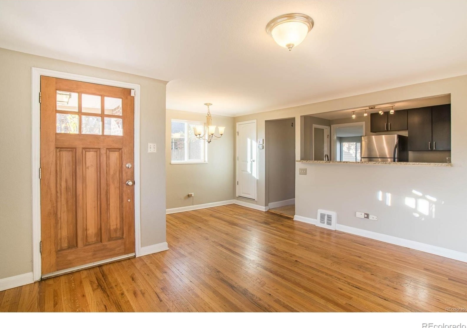 3395 Oneida St, Denver CO  80207-2227 exterior