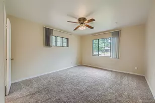 884 Troy St, Aurora, CO 80011 - Photo 12