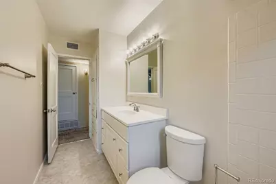 884 Troy Street, Aurora, CO 80011 - Photo 22