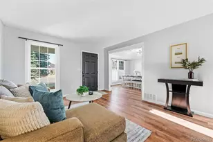 10668 W Peakview Dr, Littleton, CO 80127 - Photo 12