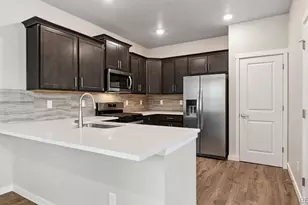 384 N Amory St, Watkins, CO 80137 - Photo 8