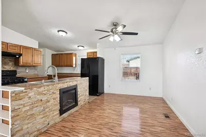 6185 E 81st Avenue, Dupont, CO 80024 - Photo 6