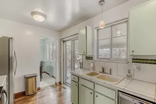 325 S Monaco Pkwy, Denver, CO 80224 - Photo 8