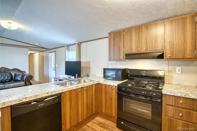 218 Grape Street, Hudson, CO 80642 - Photo 2