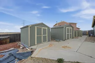 908 Stagecoach Ave, Lochbuie, CO 80603 - Photo 30