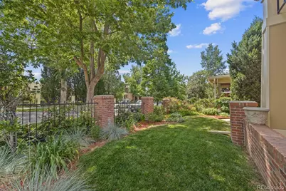 685 N Clarkson Street, Denver, CO 80218 - Photo 2