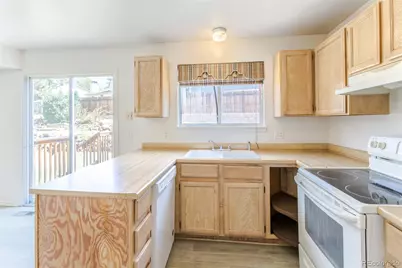 4429 S Ceylon Way, Aurora, CO 80015 - Photo 6