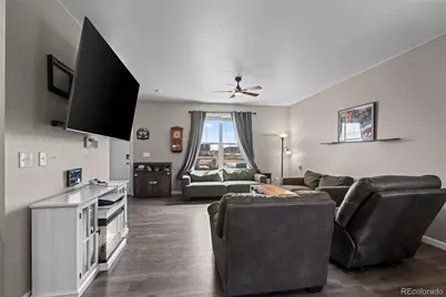 873 N Riviera Street, Aurora, CO 80018 - Photo 2