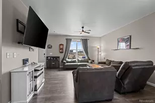 873 N Riviera St, Aurora, CO 80018 - Photo 2