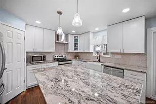 1481 S Chambers Cir, Aurora, CO 80012 - Photo 14