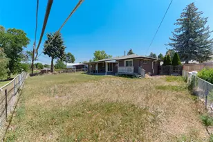 8325 Oakwood St, Westminster, CO 80031 - Photo 20