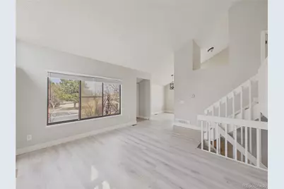 3752 S Genoa Circle #B, Aurora, CO 80013 - Photo 2