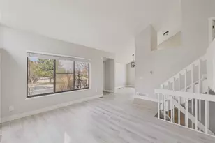 3752 S Genoa Cir, Aurora, CO 80013 - Photo 2