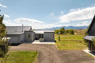 5952 Oxford Rd, Niwot, CO 80503 - Photo 2