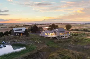 5952 Oxford Rd, Niwot, CO 80503 - Photo 1