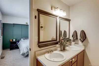 5450 S Valdai Street, Aurora, CO 80015 - Photo 10