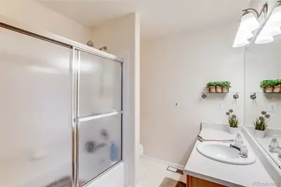 5450 S Valdai Street, Aurora, CO 80015 - Photo 14